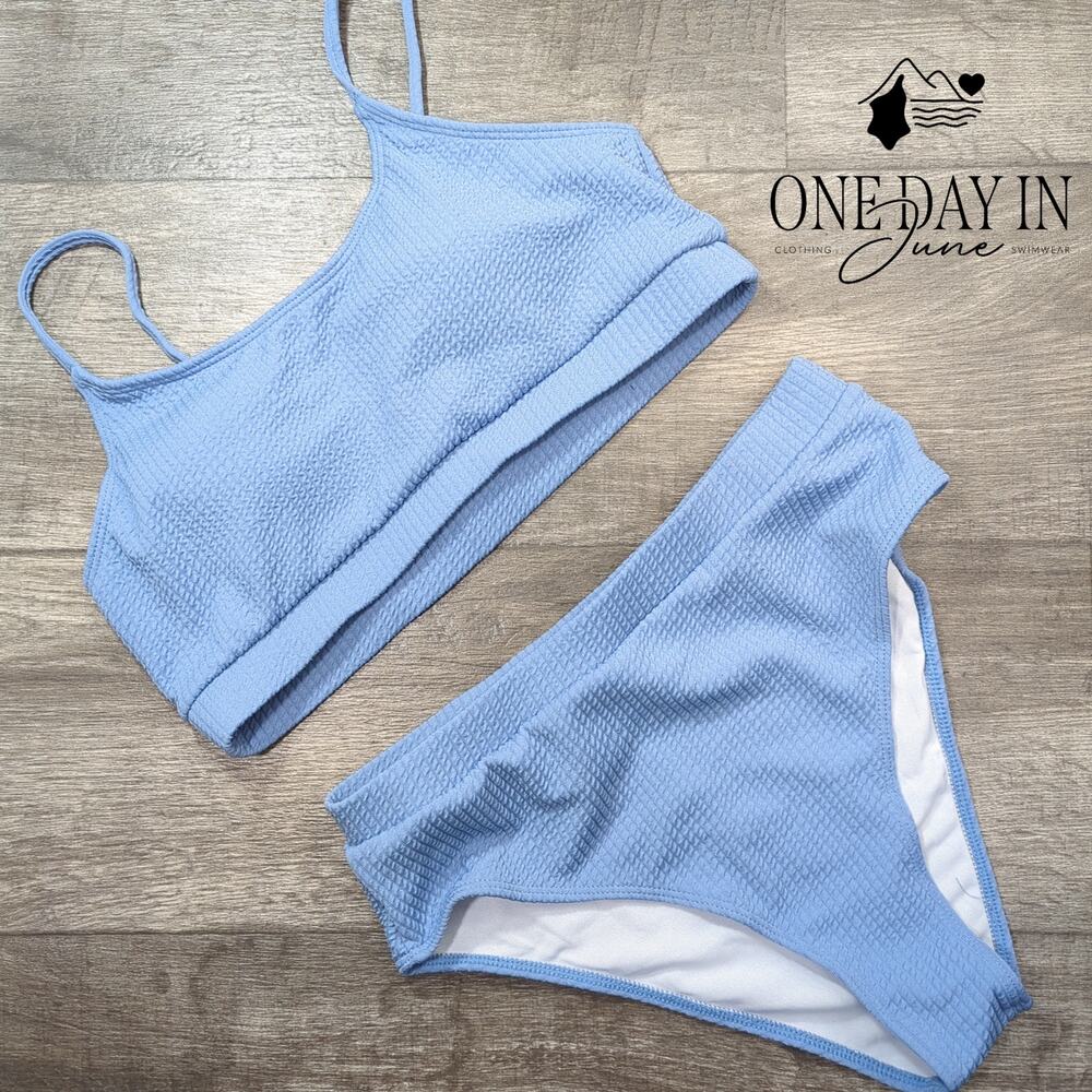 CharmLeaks Textured Crop Bikini Swimsuit Size L